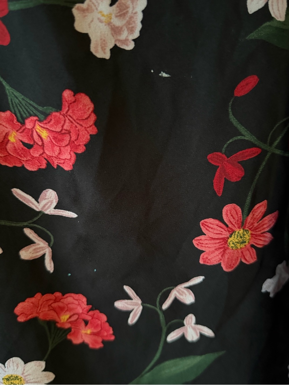 torrid Black Floral Short-Sleeve V-Neck Blouse - Picture 4 of 6